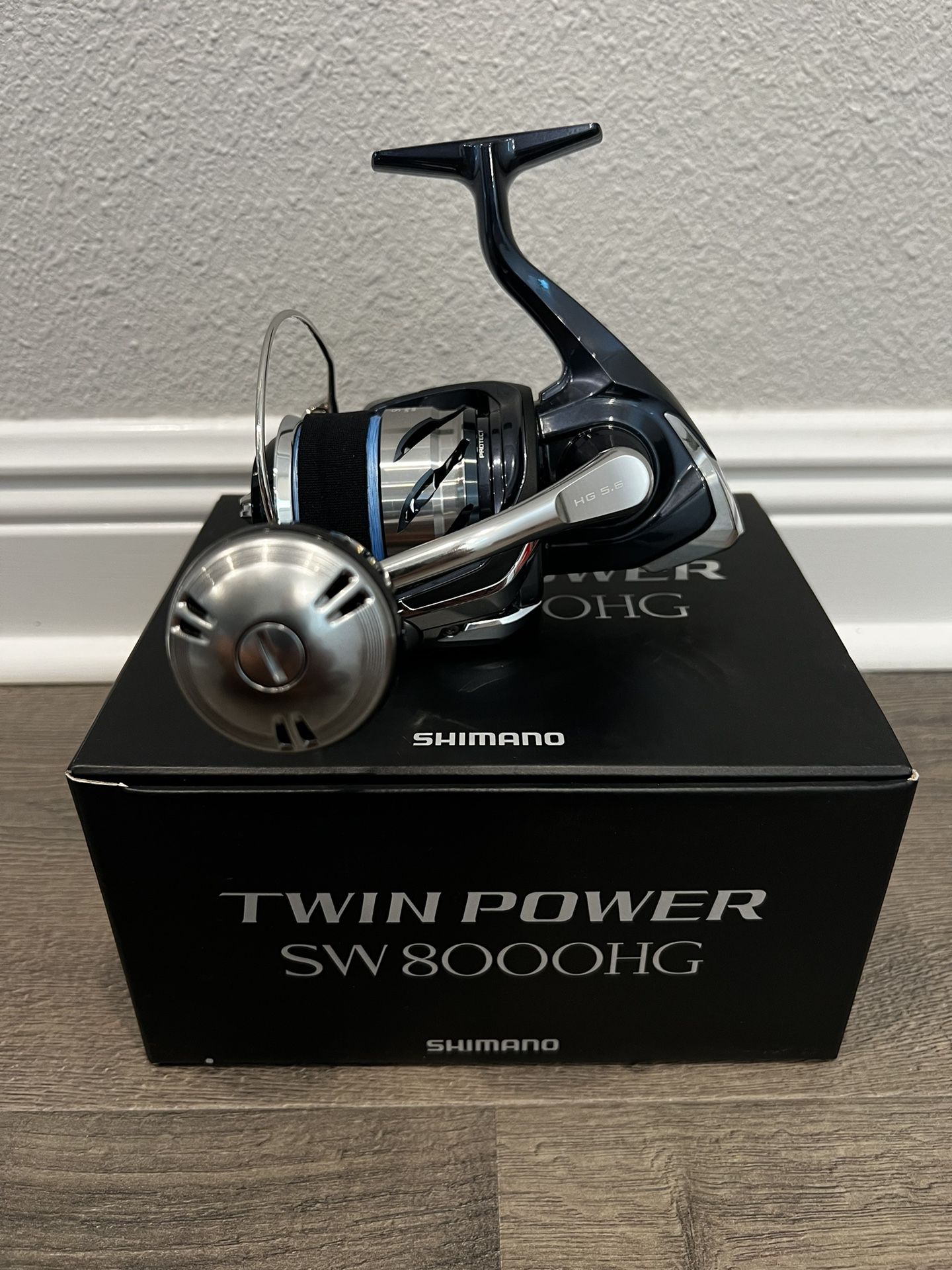 New Shimano Twinpower 8000 SW8000HG Fishing Reel With Braid for
