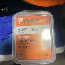 4.7  300 Paslode, Finishing Nail, 650232, 20 Degree Angled Galvanized, 16 Gauge, 2,000 per Box, 2 1/2 inch