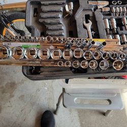 Sockets Sae Set