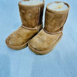 UGG Boots C7 Girl’s/Boy’s