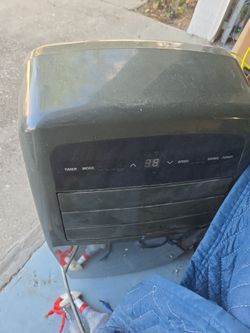 LG air-conditioned portable 12000 btu