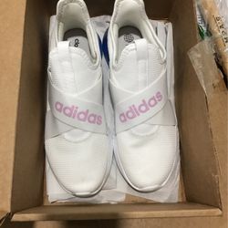 Women’s Adidas Cloudfoam shoes