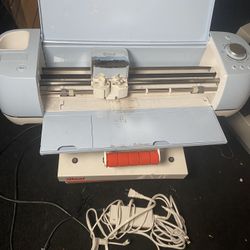 Cricut Vinyl Cutter 