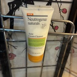 Neutrogena Acne Cleanse 