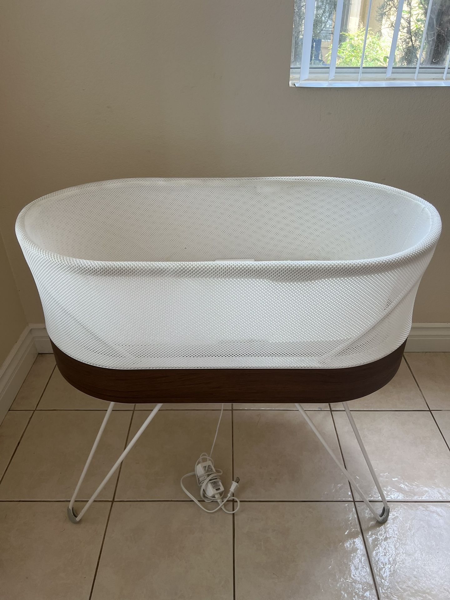 Snoo Smart Bassinet