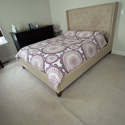 Linen  Upholstered Bed -Set