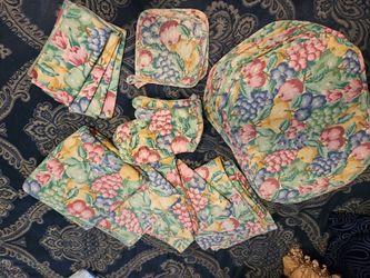 Vintage Table Linen SET * Fruit Medley * * PARTY * 9 item types