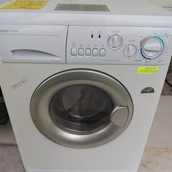 NICE SPLENDIDE WASHER AND DRYER COMBO FOR SALE "NO HOLDS"