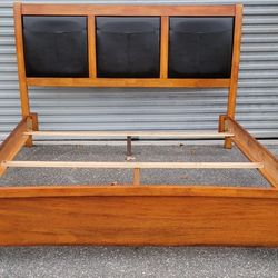 (FREE DELIVERY) Ashley Furniture King Bed Frame