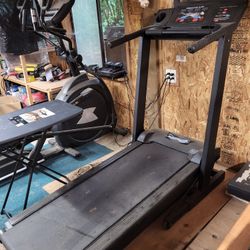 Smooth Fitness Treadmill