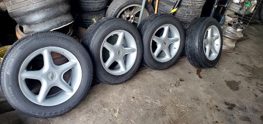 For Sale(se Venden)205/65/16.for..ford Focus..fiesta..fusion..bolt Pattern. 4×108.