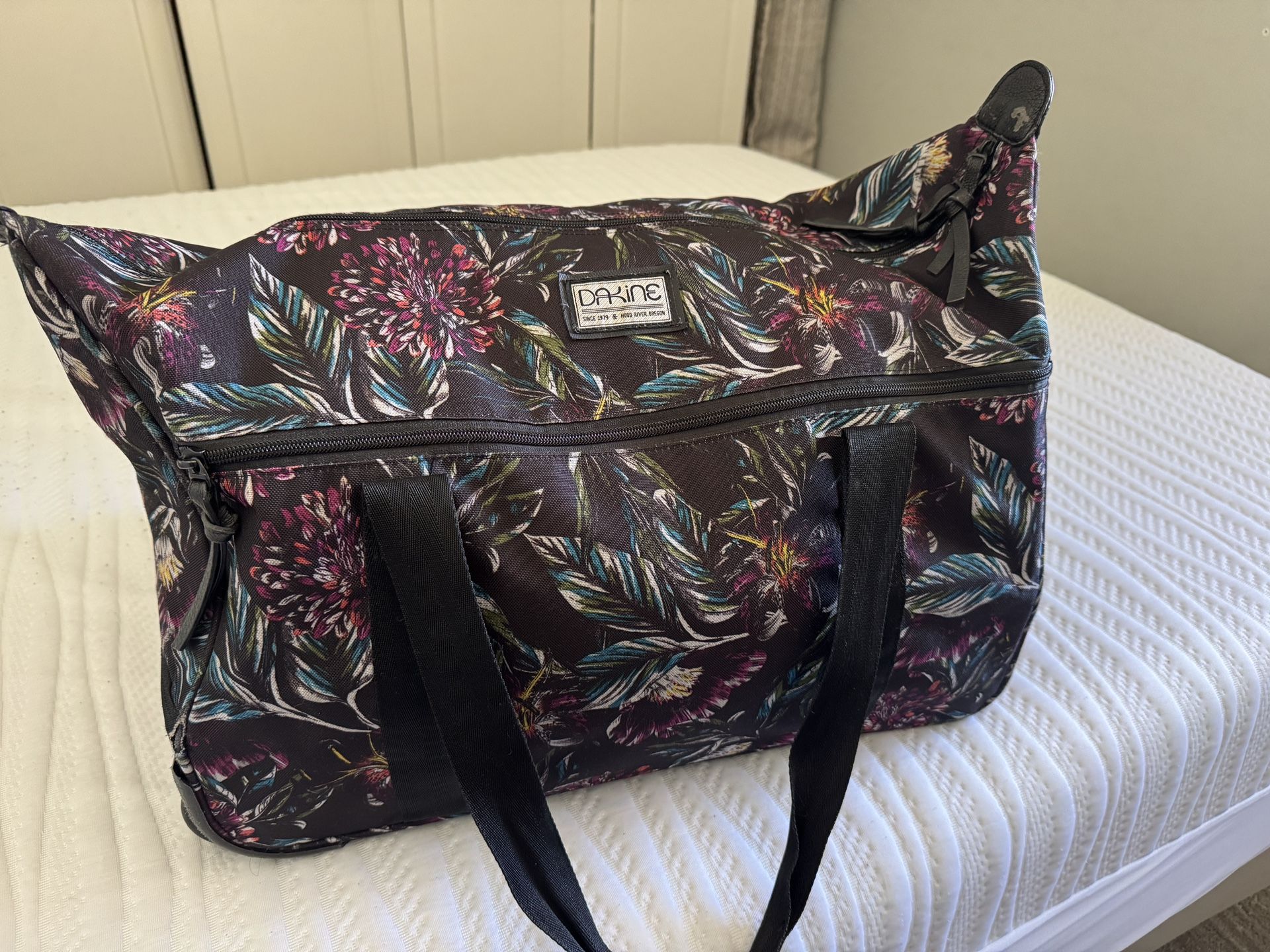 Dakine Carry On Roller Luggage Duffle