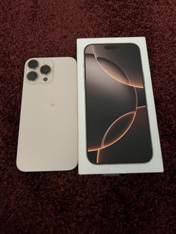 iPhone 16 Pro Max 516 GB Unlocked