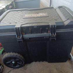 Dewalt toolbox