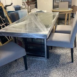 EVERYTHING  MUST  BE SOLD THIS WEEKEND.   Amazing First Quality Furniture -Bernhardt And More