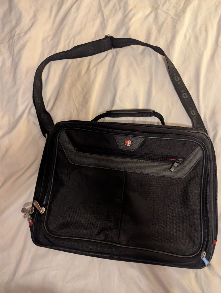 Swiss Army Brand Laptop Shoulder Bag Black
