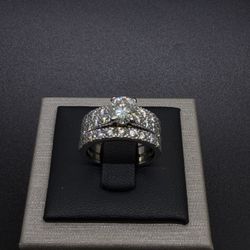 PLATINUM DIAMOND RING