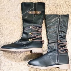 Black And Brown Women Boots