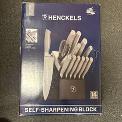Henckels - 14 Piece Knives Set w/ Self Sharpening Block