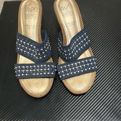 Womens Sandals Size 7