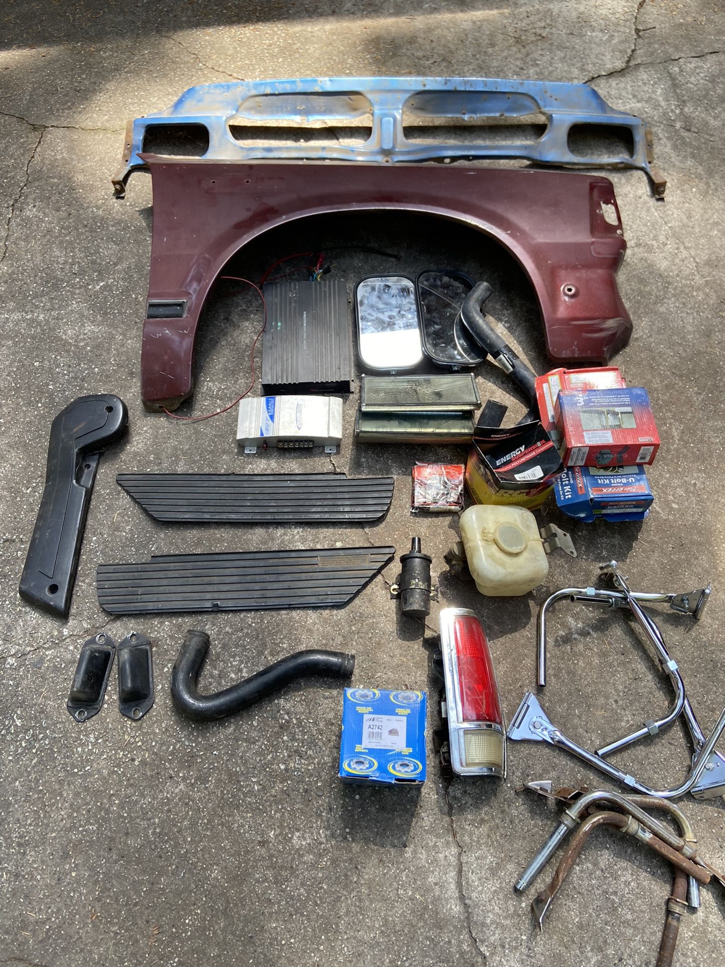Nissan / Datsun 720 Truck Parts