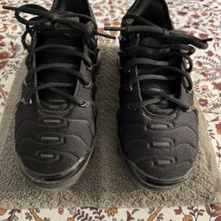 Nike Air Vapor Max Plus (women’s Size 6.5)