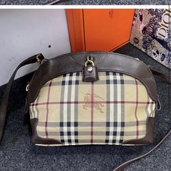 Pre Owned Authentic Burberry Primrose Haymaker Crossbody Bag