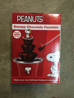 Brand new Peanuts snoopy chocolate fountain