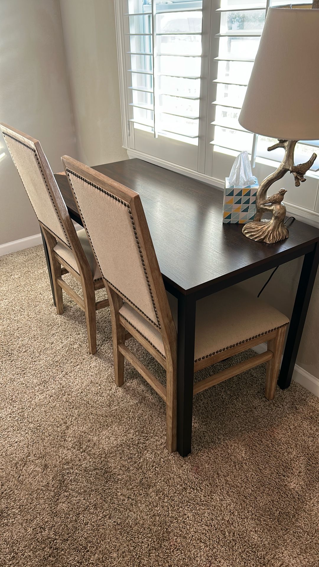 1 Table 2 Chairs 1 Lamp