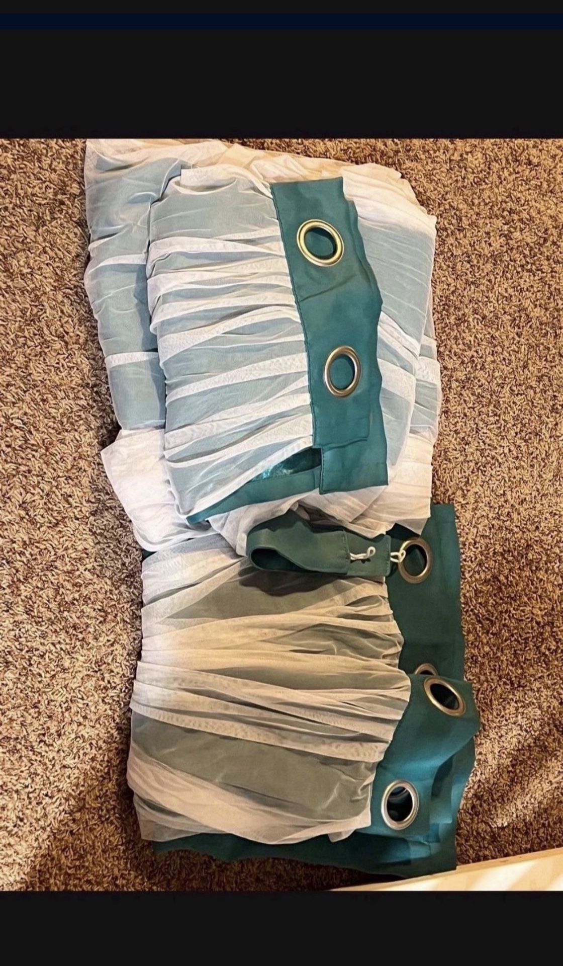 Cortina’s Para Sala Tamaño 84. $35