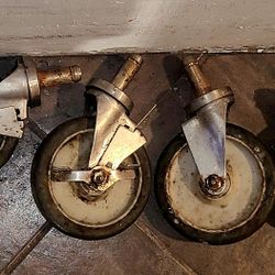 Heavy Duty Casters (4)