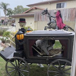 Grave & Bones Animated Hearse