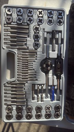 Tap and die set  metric and standard