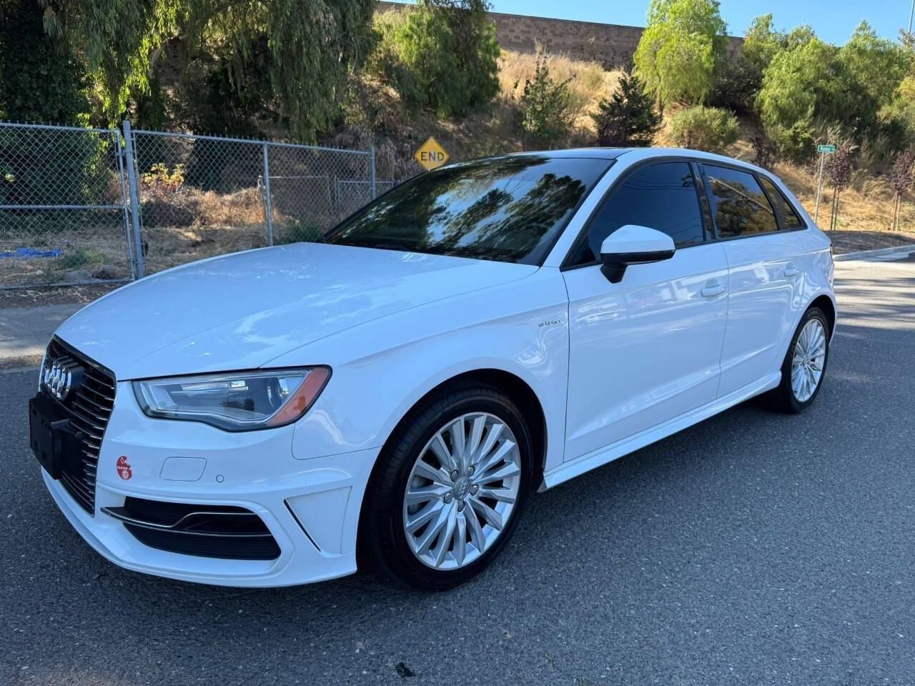 2016 Audi A3 e-tron