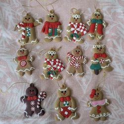 11Pcs Sports Gingerbread Man Ornaments Cute Snowman Plastic Figurines Assorted Ornaments Sugar Cookie House for Christmas Tree Hanging Party DIY Deco