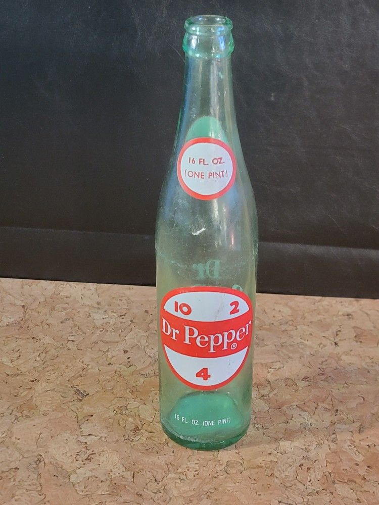 Vintage Dr Pepper 10 2 4 Soda Bottle