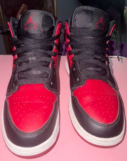 Red. Jordans. Size 5.5