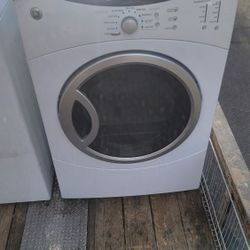 2 x Washers & 2x Dryers 