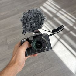 Lumix g7 with mic