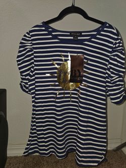 New with tags BY Design women’s striped short sleeve top, size Petite XL / PXL.