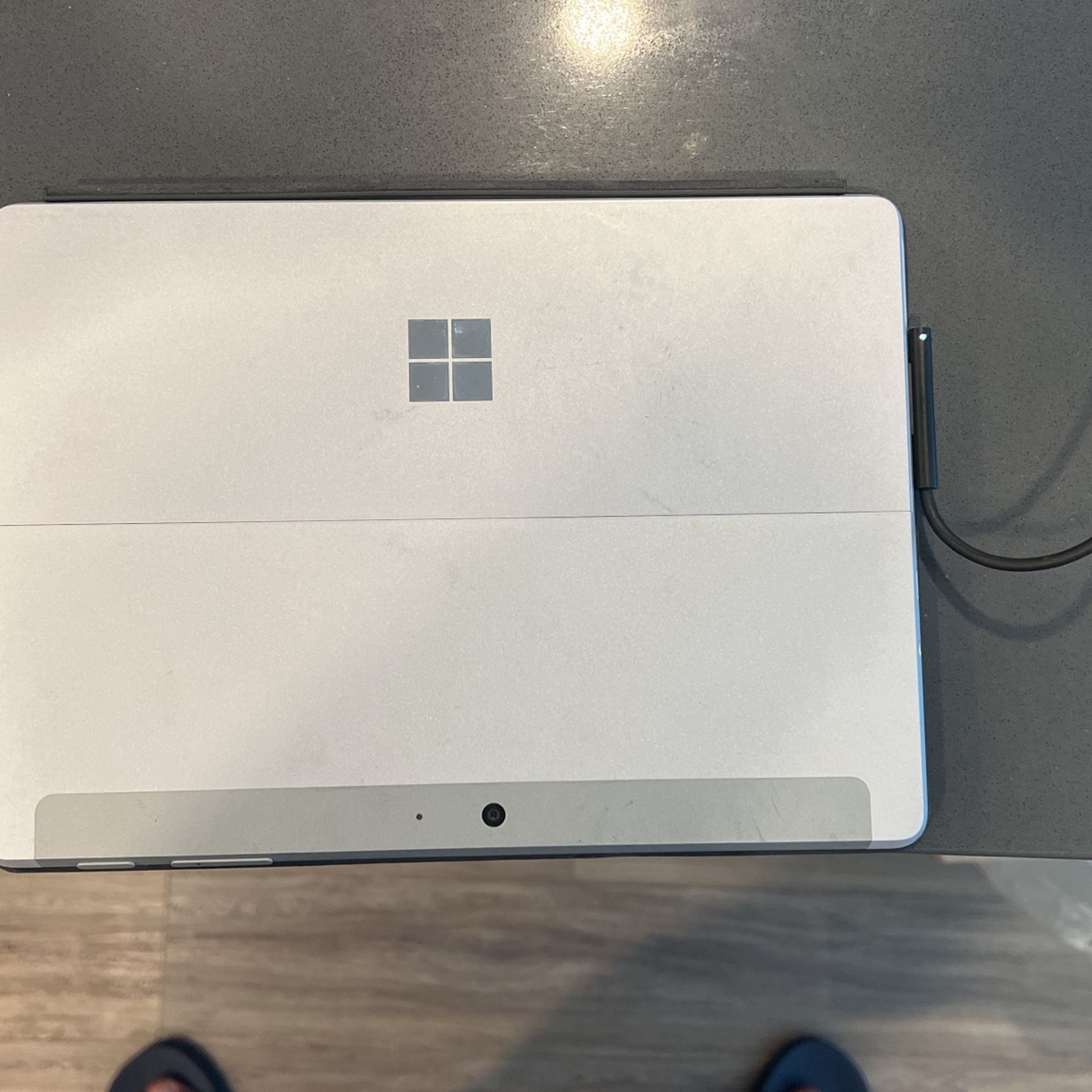 Microsoft Surface Go