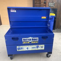 Job Box - Better Built Site Safe Blue- Practically BRAND NEW- Fits In Most Large Pick-up Truck Bed - Easily Movable 