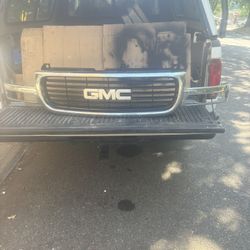 Grill for 2005 GMC Serria