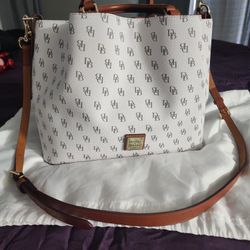Dooney & Bourke Bag