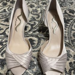 Nina Women’s Chic Cream Peep Toe Heels 