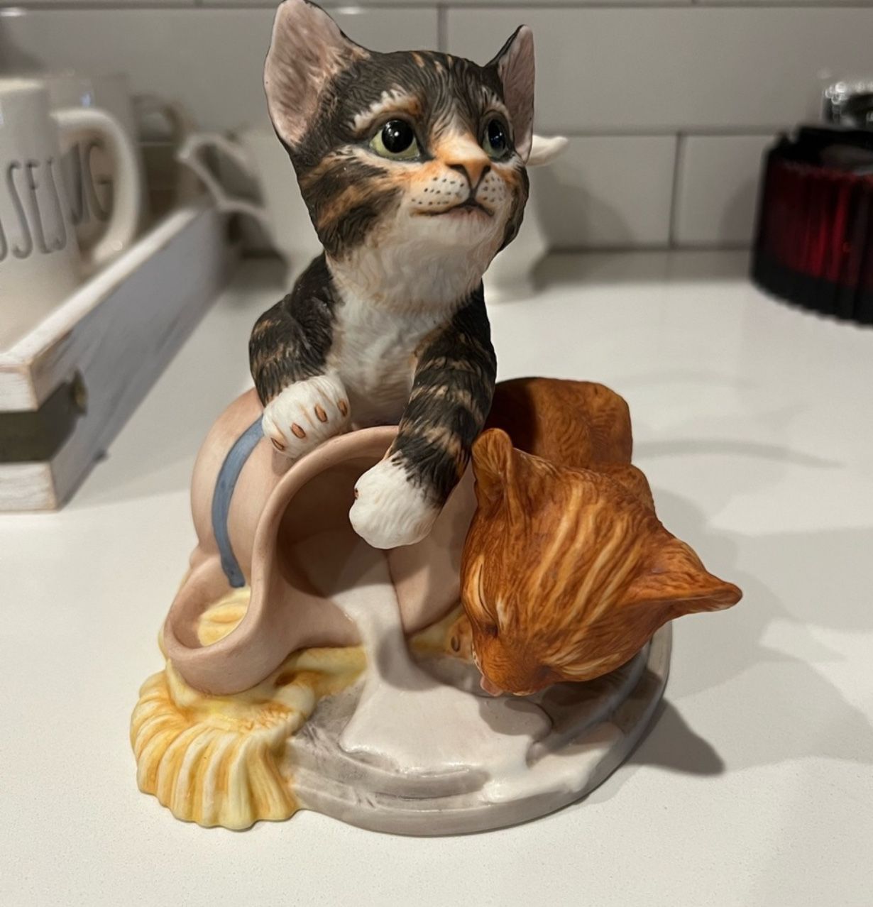 Vintage "Mischief" by Gail Ferretti 1986 Franklin Mint Cats Porcelain Figurine
