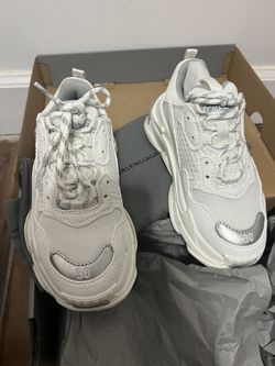 Balenciaga Kids Sneaker Size 30 (US Size 12.5