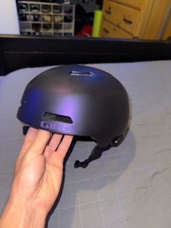 Giro Ledge Snowboard/Ski Helmet (mips)