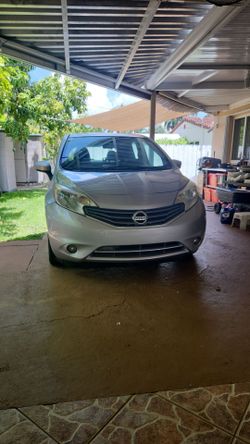 Nissan versa 2015