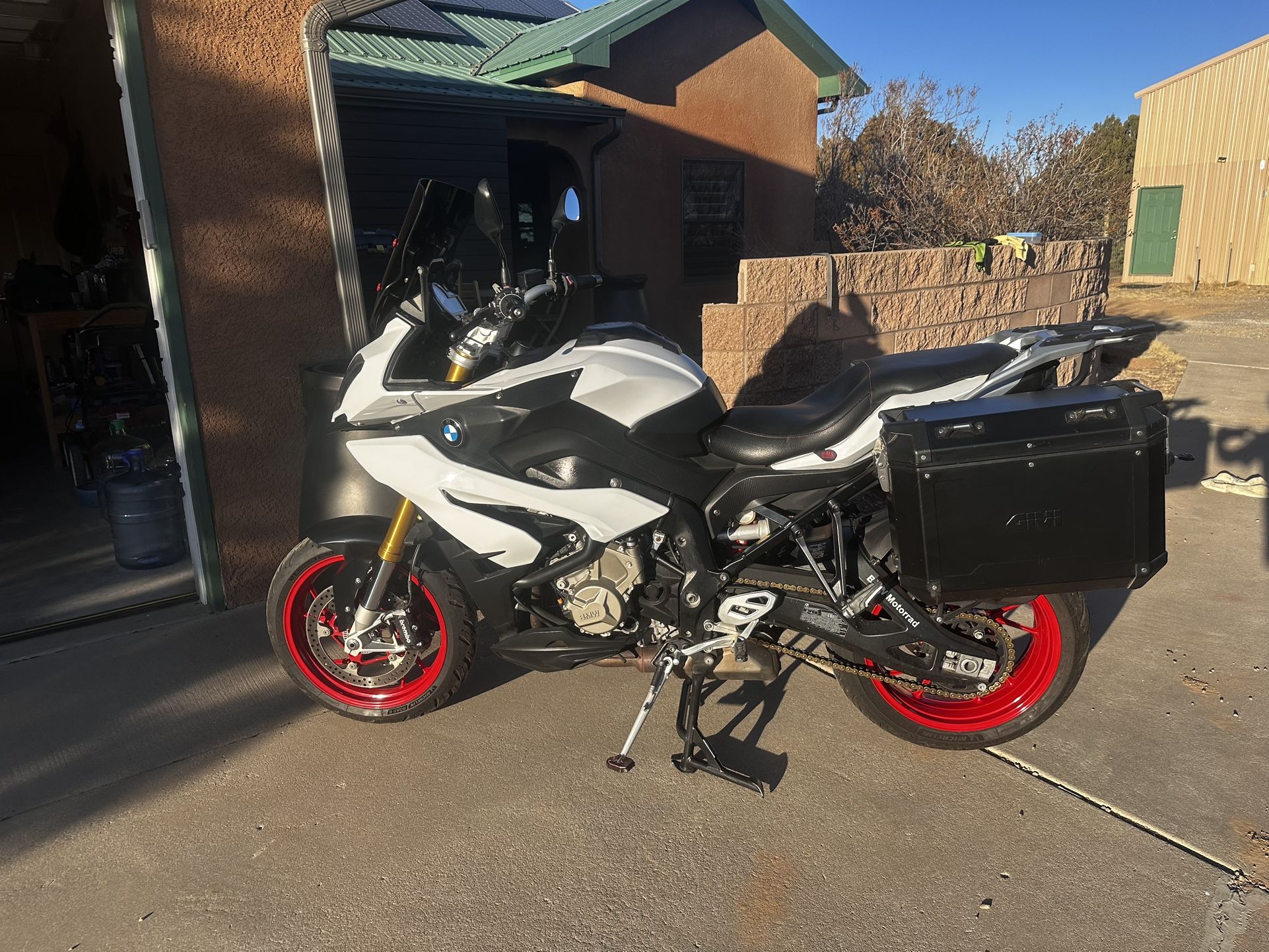 2016 BMW S1000xr